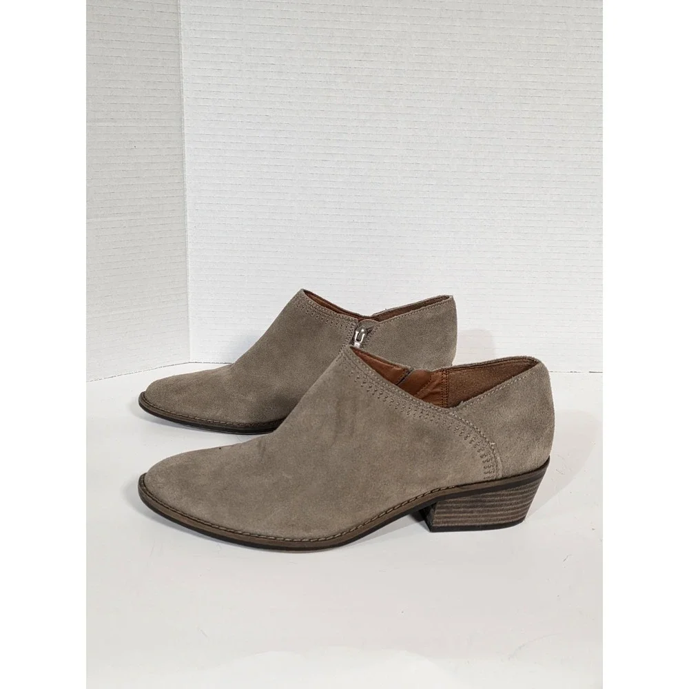 Lucky Brand Barough Ankle Boots Womens Sz 10 Brown Suede Beige Booties Side Zip